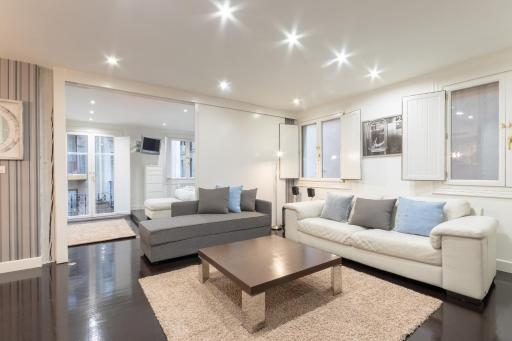 Bilbao Old Town II by Aston Rentals - Housity