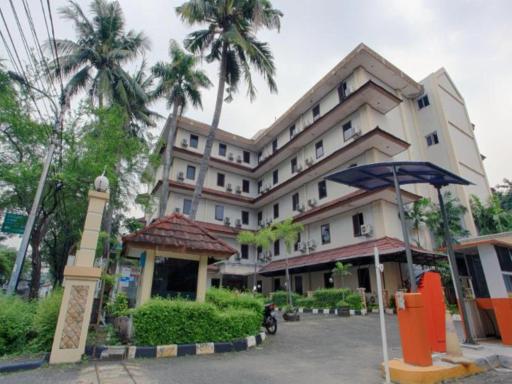 Puri Jaya Hotel - Housity