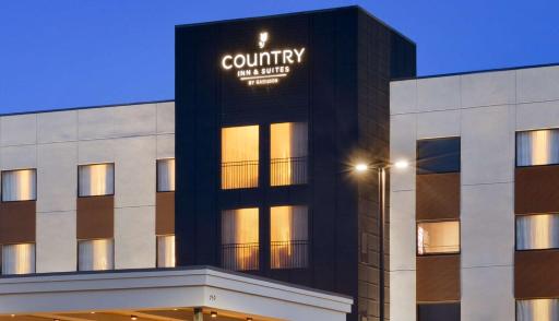 Country Inn & Suites by Radisson, Oklahoma City - Bricktown, OK - Housity