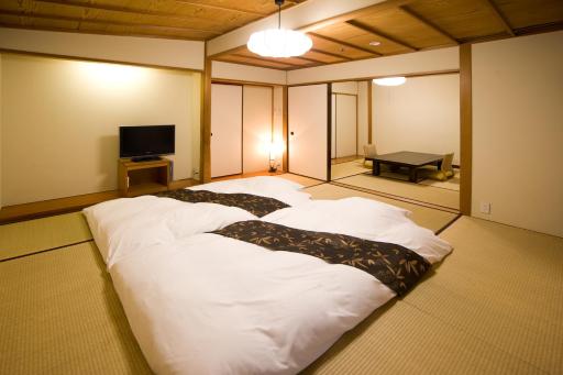 Hotel Yokohama Camelot Japan - Housity