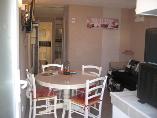 jujuouragan - Housity