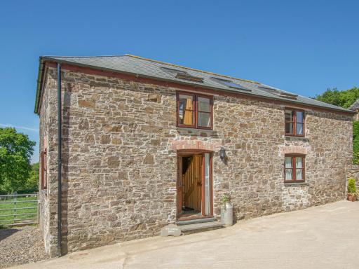 Orchard Barn - Housity