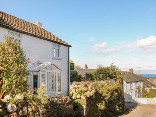 Fuchsia Cottage - Housity