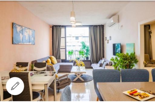 Bat Yam on The Beach - Housity