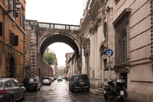 Sweet Arco Farnese - Housity