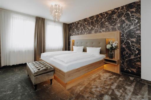 Hotel Schwarzer Adler Stendal - Housity