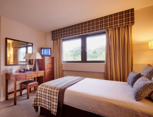 Stirling Court Hotel - Housity