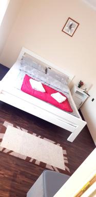 Sobe i apartmani Lipa 12 - Housity