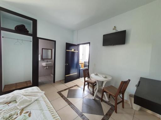 HOTEL MIRAMAR - Housity