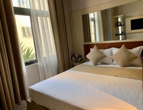 HOLIDAY 2 HOTEL - Housity