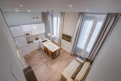 Holidays2Malaga Azucena Old Town - Housity
