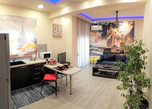 Betty's Central Suite - Housity
