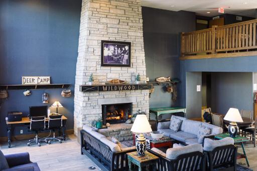 Wildwood Lodge & Suites - Housity