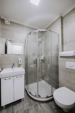 Hotel Tanja - Housity
