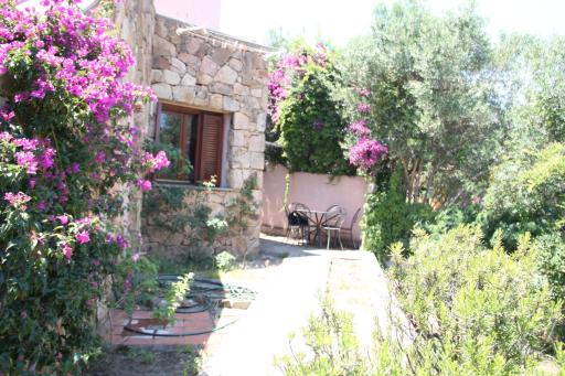 San Teodoro Garden House - Housity