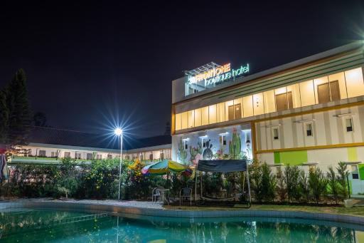 Three Eight Front One Boutique Batu Malang - Housity