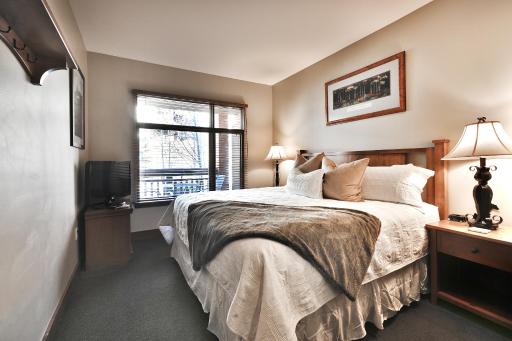 Sundial Lodge 1 Bedroom by Canyons Village Rentals - Housity