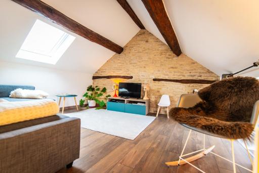 Chez Twiggy - Guesthouse vintage à Prenois - Housity