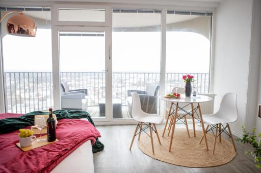 Modernes Apartment mit tollem Blick über die Stadt - Housity