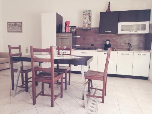Deluxe House of Loto's - Housity