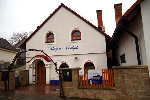 Sklep u Veselých - Housity
