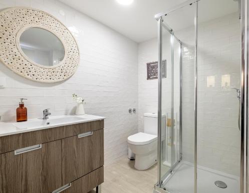 Fisherman's Inn Loft - Housity