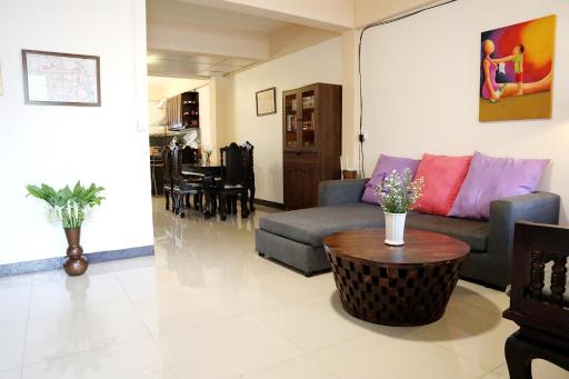 Private Townhome (Riverside Area and Night Bazaar) - Housity