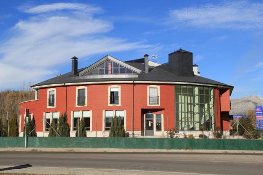 Hotel Tremazal - Housity