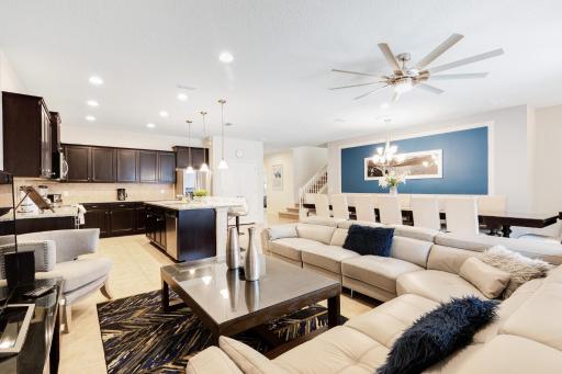 Azure Mansion - Housity