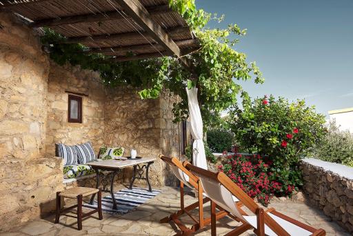 Travel Proud Koutsounari Traditional Cottages - Housity
