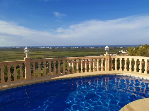 Villa Petra - Housity