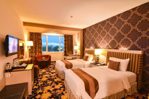 Grand Rocky Hotel Bukittinggi - Housity