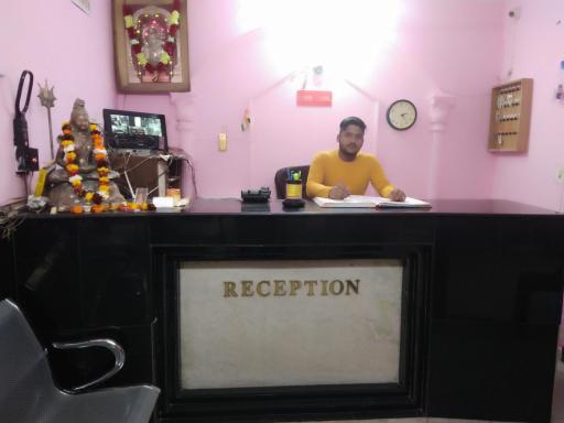 Hotel Raj Hans Dx - Housity