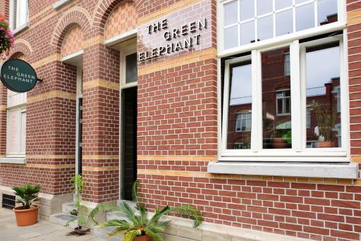 The Green Elephant Hostel & Spa - Housity