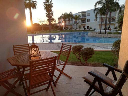 NINITA HOUSE-VILA DA PRAIA - ALVOR - Housity