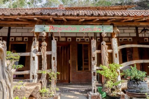 Penginapan Joko Samudro - Housity