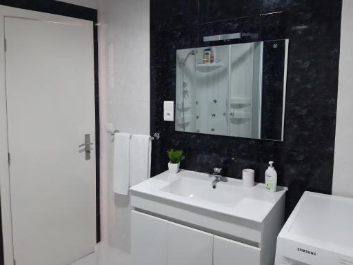 Lemon Tree House - Housity