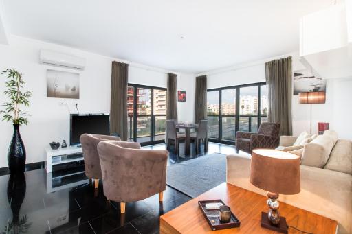Martin´s House (1E) - Rocha Tower - Hizvo