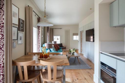 Cheval Abbey Strand Apartments, at Holyrood - Hizvo