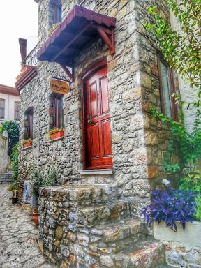Two Stone Homes Metis - Housity