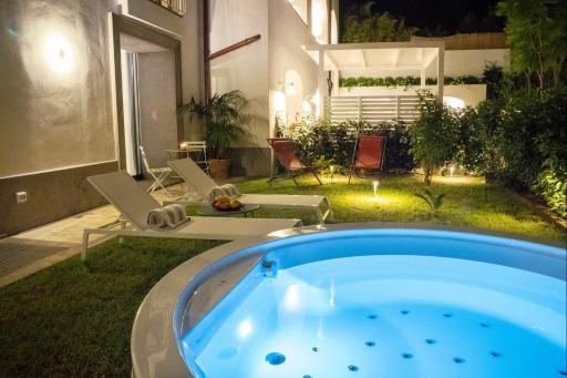Suite Plumbago - Housity