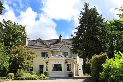 Hamills Bed and Breakfast - Housity