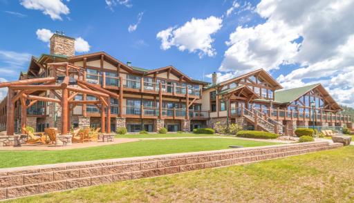 The Estes Park Resort - Housity