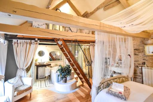 Le Petit Coin de Charme - Housity