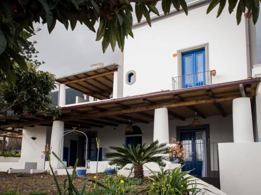 Villa Insolia Resort - Housity