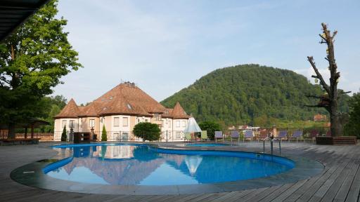 LETIZIA country club - Housity