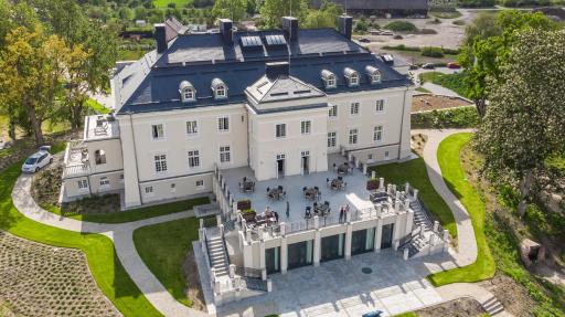 Pałac Komierowo - Hizvo