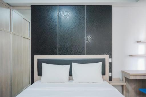 Comfy Studio at Beverly 90210 Apartment By Travelio - Housity