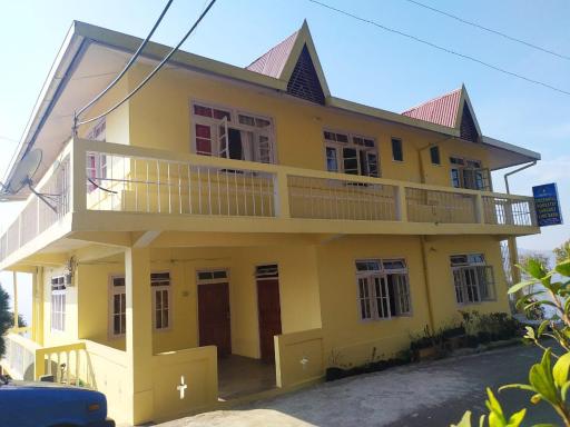 StayApart Green Hills Sangsay Homestay Kalimpong - Housity