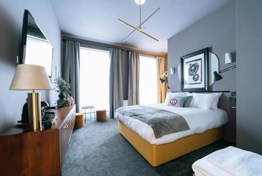 The Warwick By Aura Collection - Housity